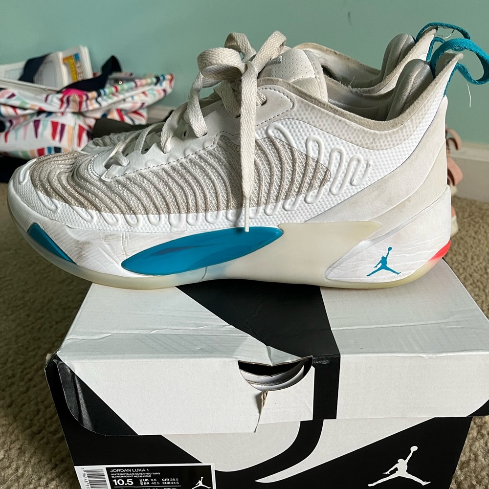 Jordan Luka 1